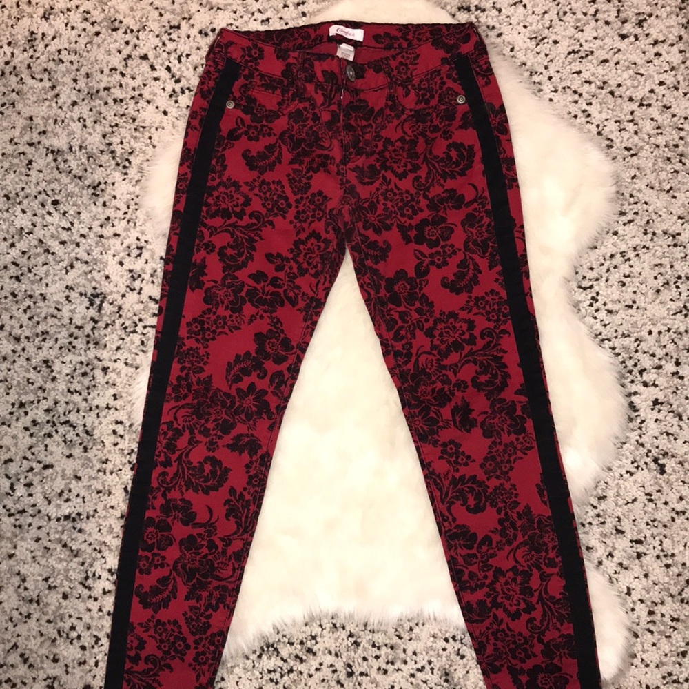 Just In✨ Candie’s Red Black Tuxedo Skinny Jeans - Picture 3 of 9